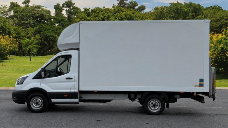 Ford Transit 350 L4 Diesel Fwd 2.0 EcoBlue 130ps Leader Luton Van